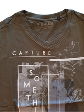 Carica l&#39;immagine nel visualizzatore di Gallery, T-shirt uomo con stampa
